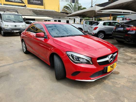 MERCEDES-BENZ CLA 180 1.6 CGI GASOLINA 7G-DCT MERCEDES-BENZ CLA 180 1.6 CGI GASOLINA 7G-DCT